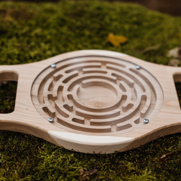 Alternative view of IGRA LABIRINT