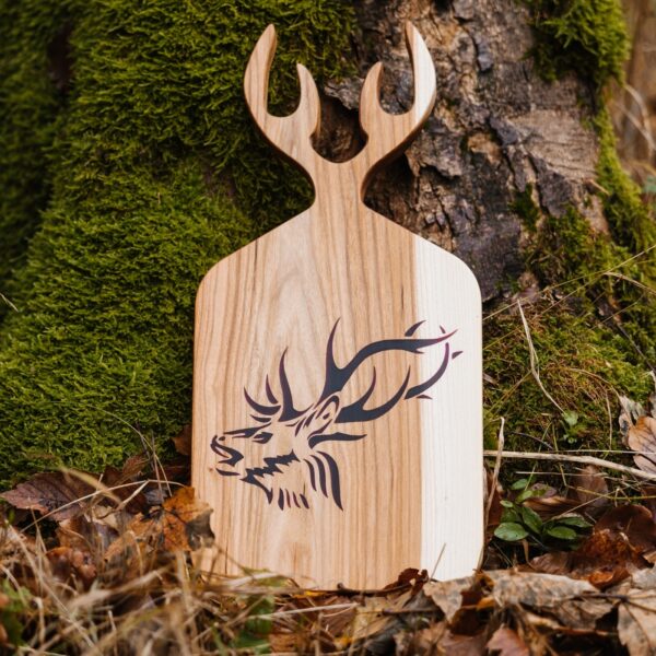 Alternative view of LESENA DESKA ZA REZANJE - MOTIV JELEN