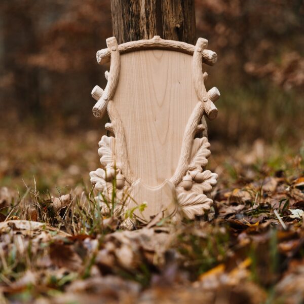 Alternative view of PODLOGA ZA LOVSKE TROFEJE - SRNJAK 21x33,5/13x23 cm