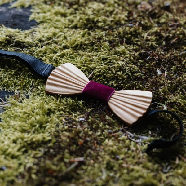 Alternative view of LESEN METULJČEK ŠKOLJKA 5,5 x 12 cm